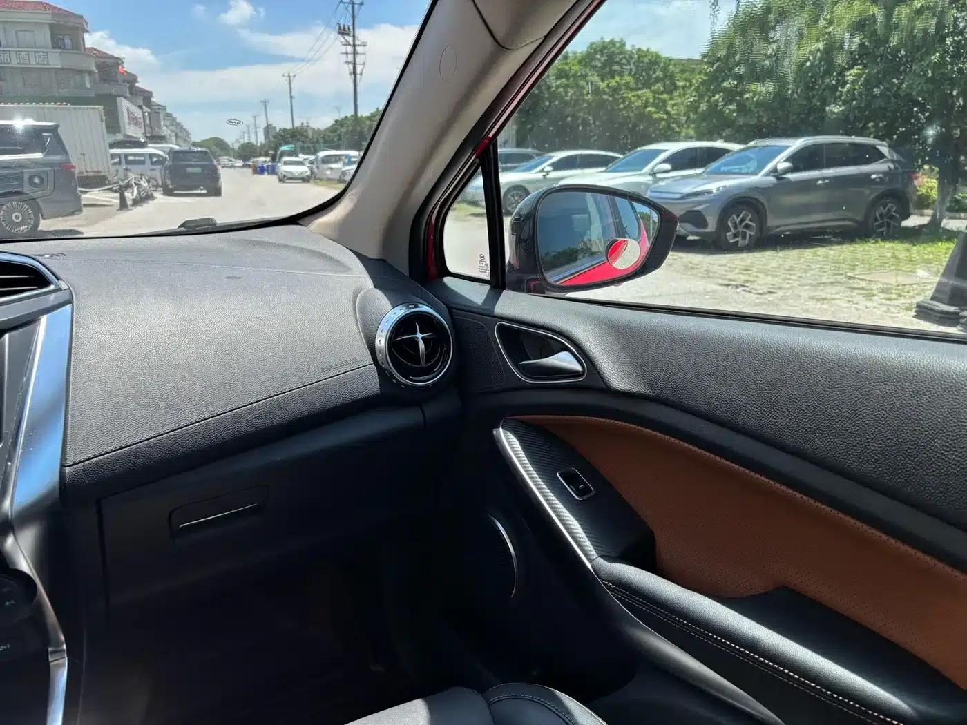 2016 Yuan 1.5TID Automatic Premium Edition — миниатюра 14