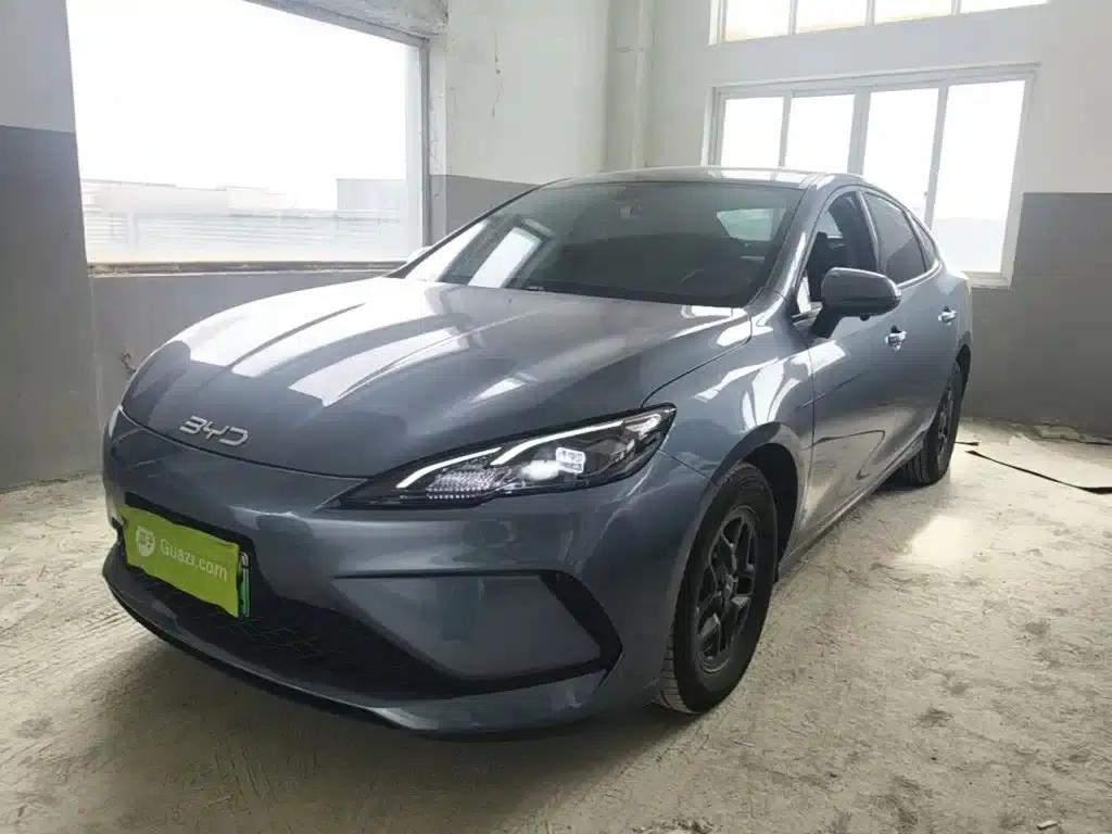 Seal 05 DM-i 2025 DM-i Intelligent Driving Edition 55KM Luxury Model — миниатюра 2