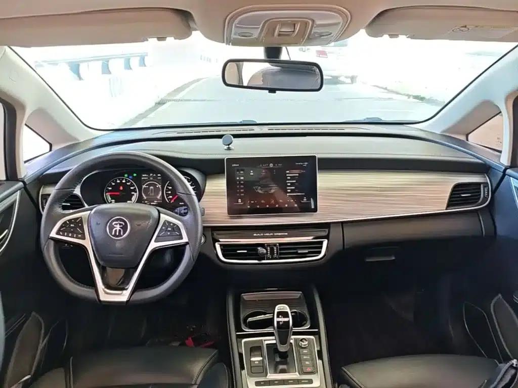 Song MAX New Energy 2019 DM 1.5T Intelligent Connected 7-Seater National VI Emission Standard — миниатюра 10