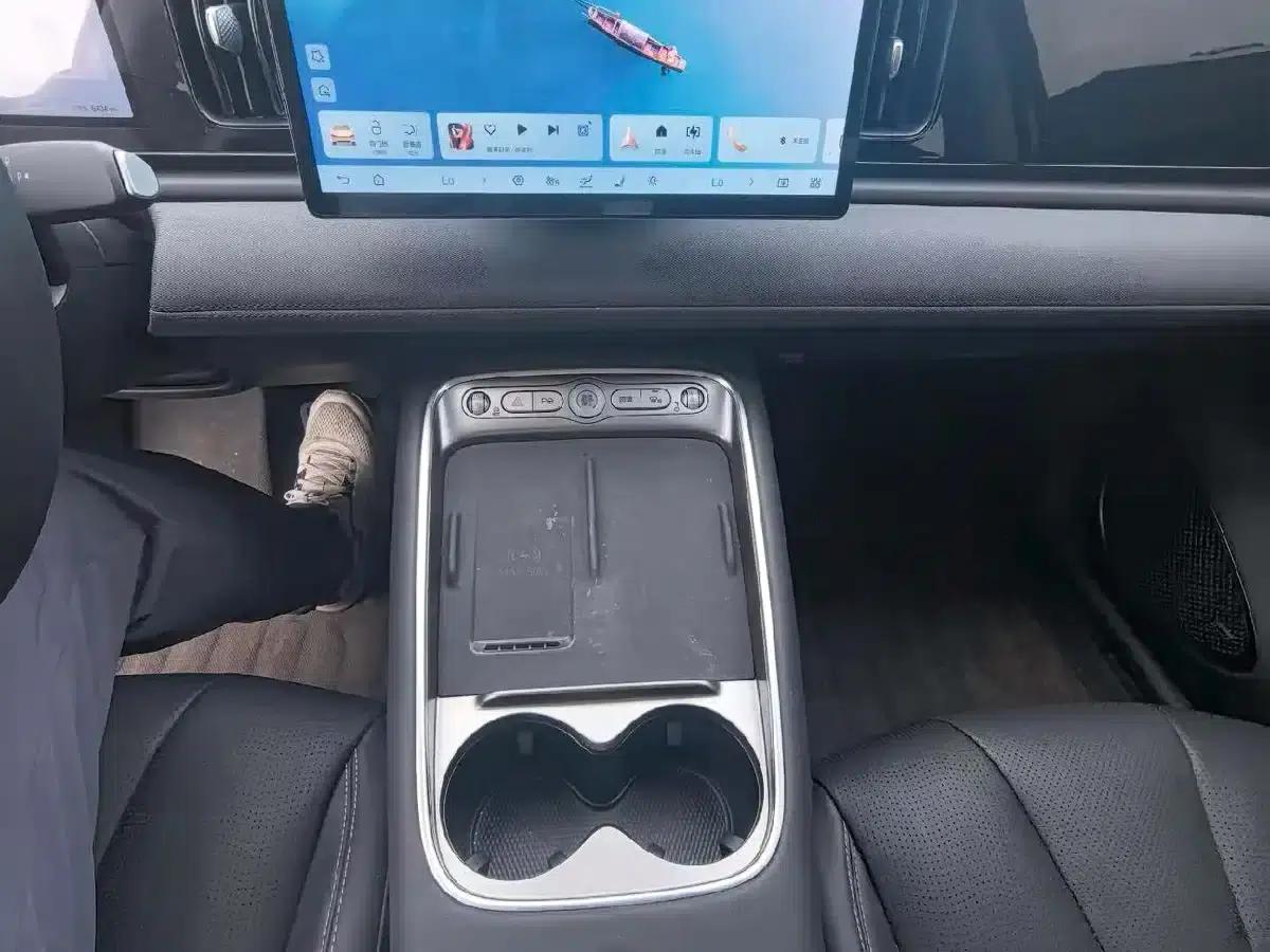 Hiace 05 EV 2025 520KM Flagship Intelligent Navigation Edition — миниатюра 6