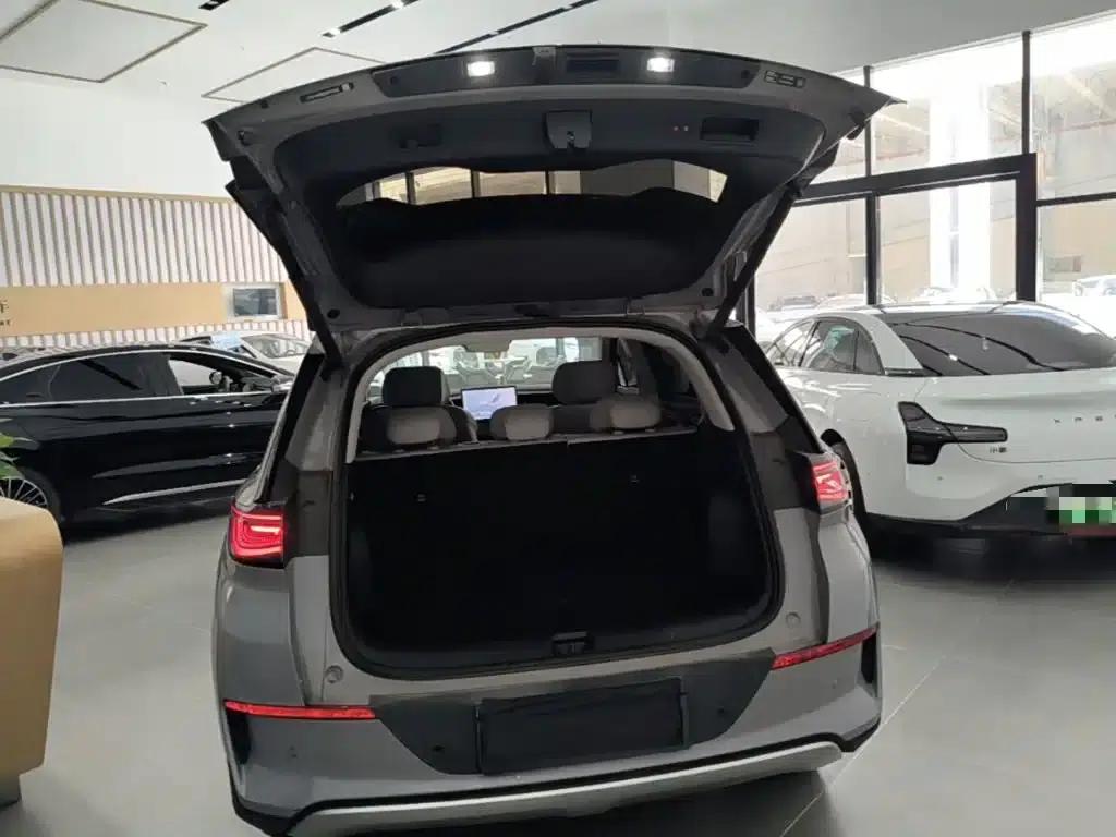 Hiace 05 EV 2025 520KM Flagship Intelligent Navigation Edition — миниатюра 19