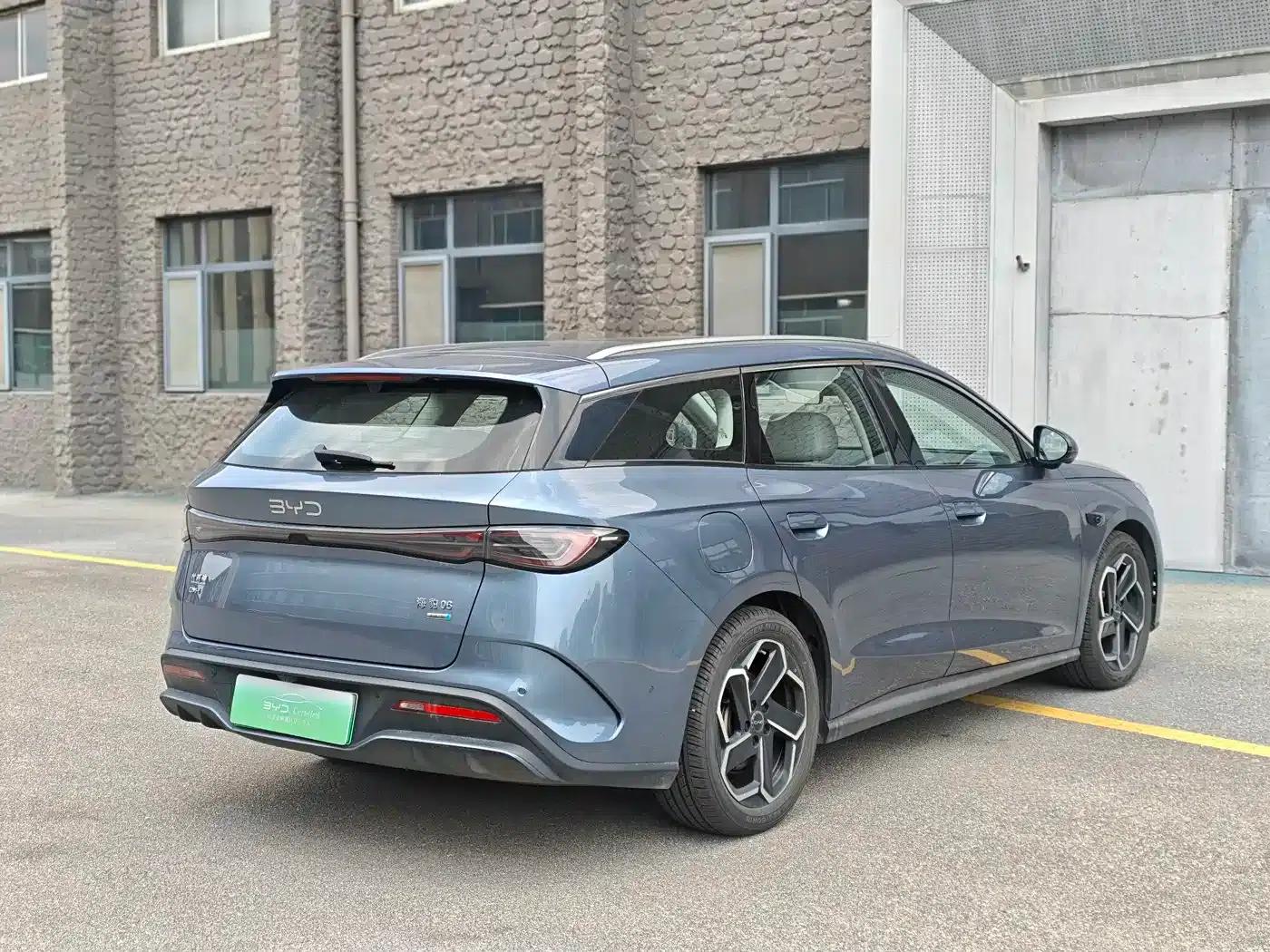 Seal 06 DM-i Touring Edition 2025 DM-i 150KM Flagship Model — миниатюра 4