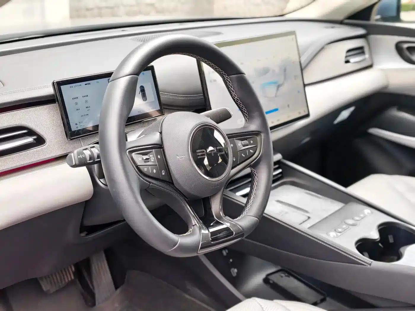 Seal 06 DM-i Touring Edition 2025 DM-i 150KM Flagship Model — миниатюра 8