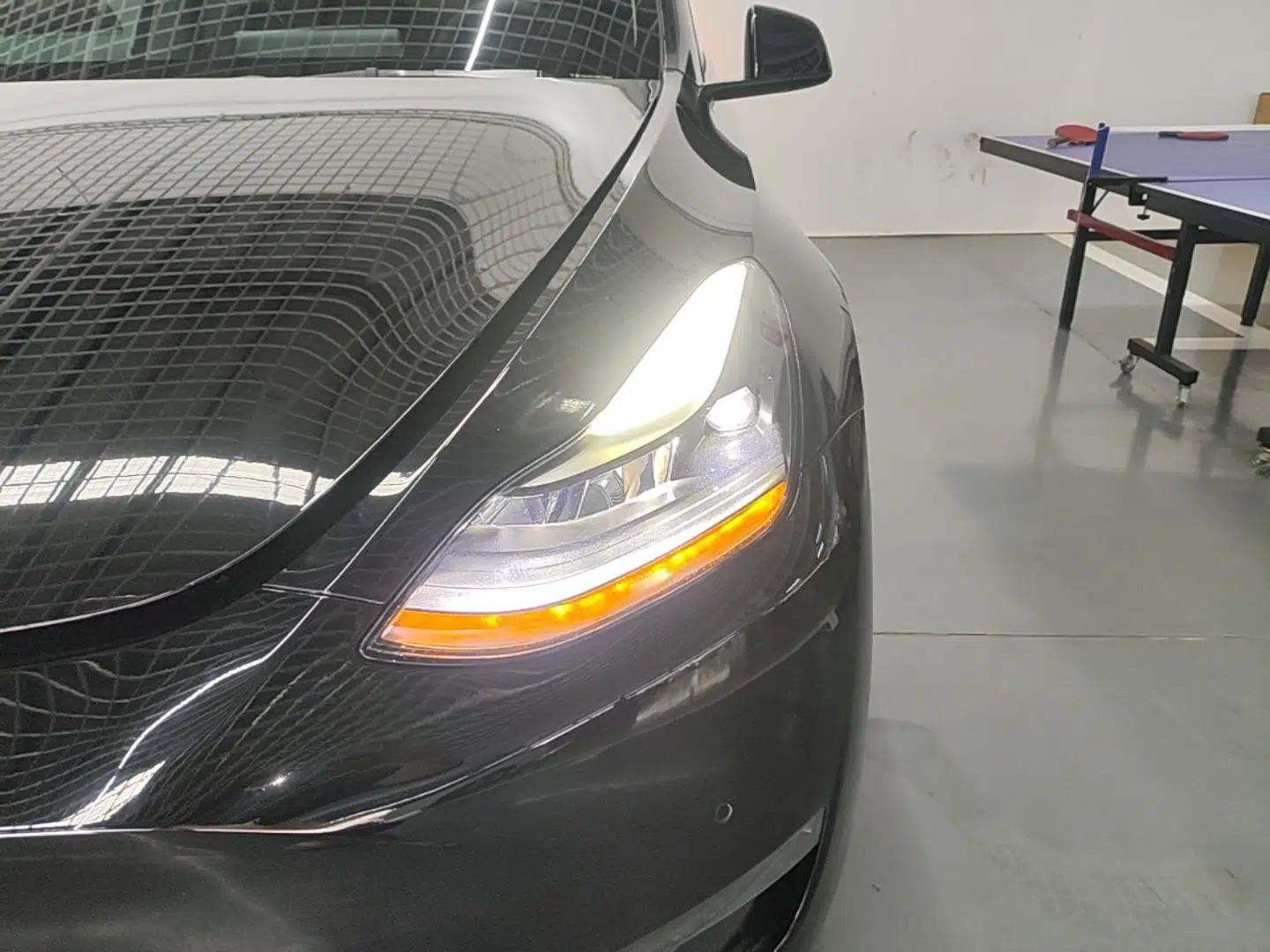 Tesla Model Y 2021 Standard Range Rear-Wheel Drive Version — миниатюра 8
