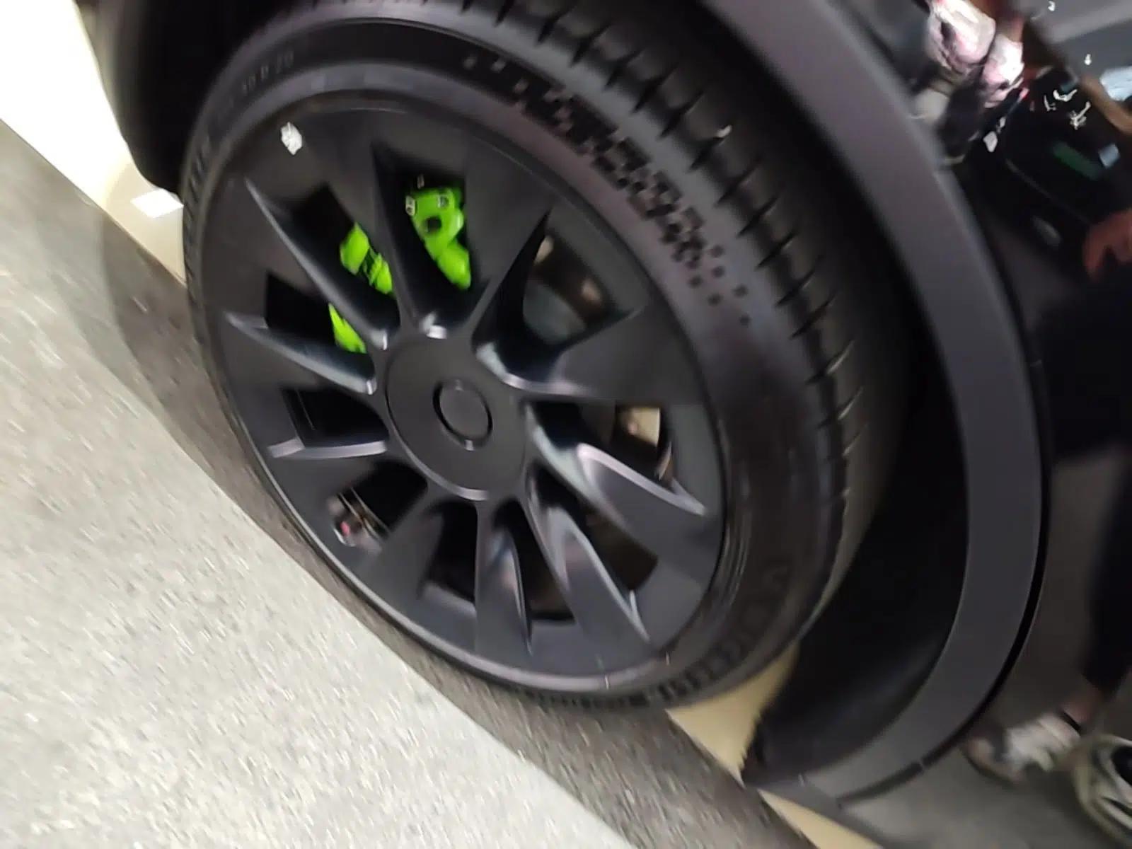 Tesla Model Y 2021 Standard Range Rear-Wheel Drive Version — миниатюра 11