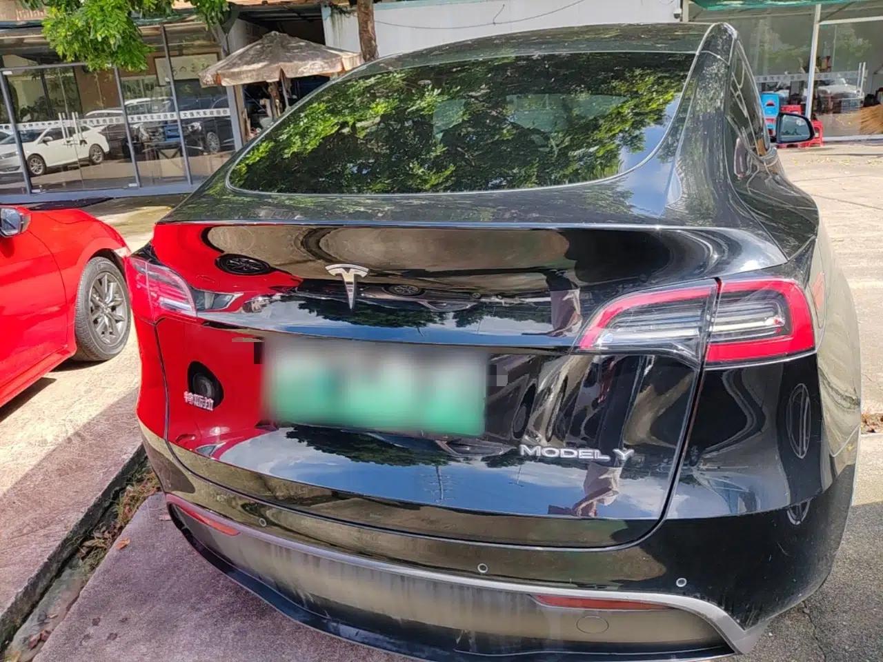 Tesla Model Y 2022 Revised Version Rear-Wheel Drive — миниатюра 5