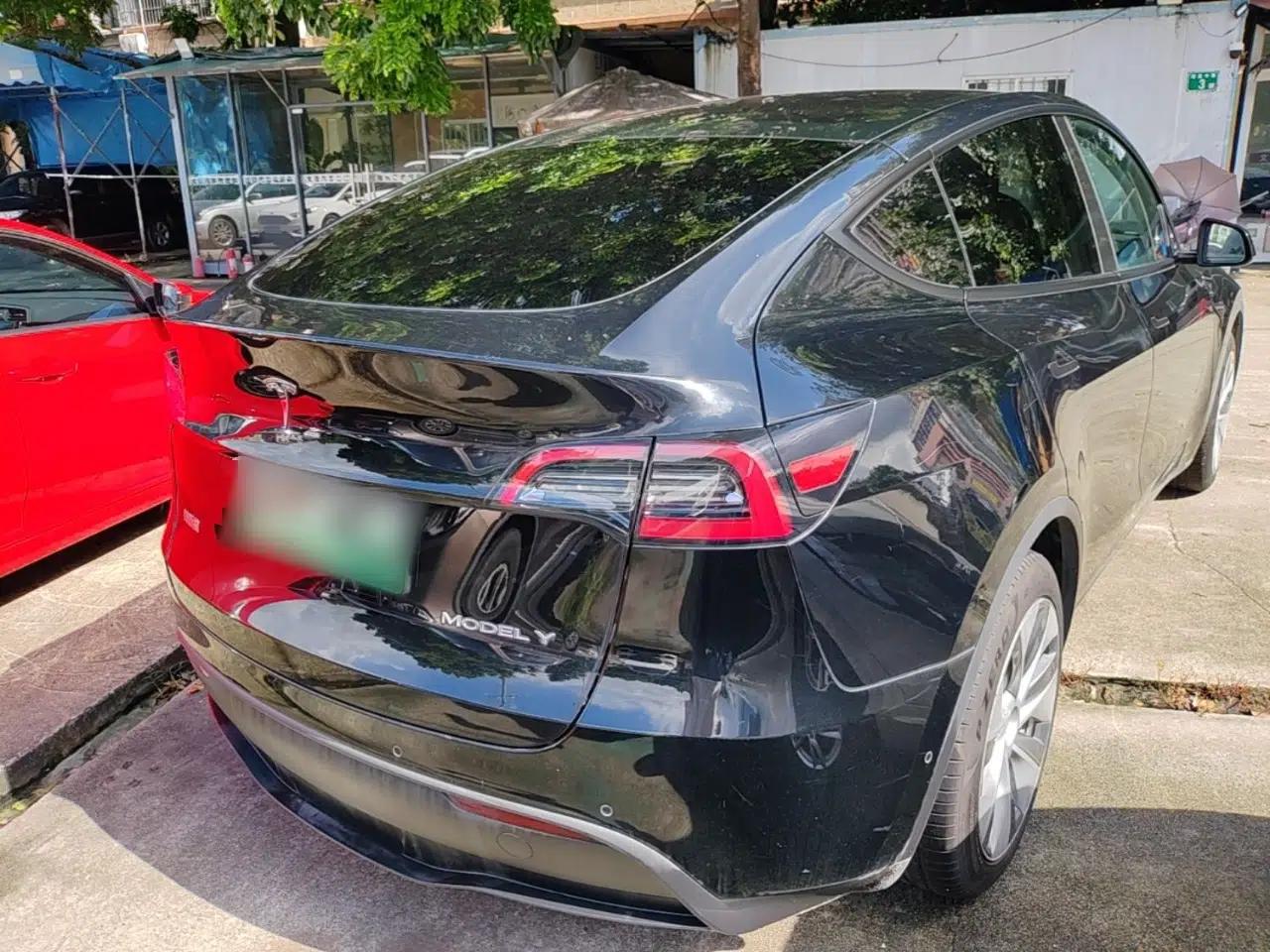 Tesla Model Y 2022 Revised Version Rear-Wheel Drive — миниатюра 6