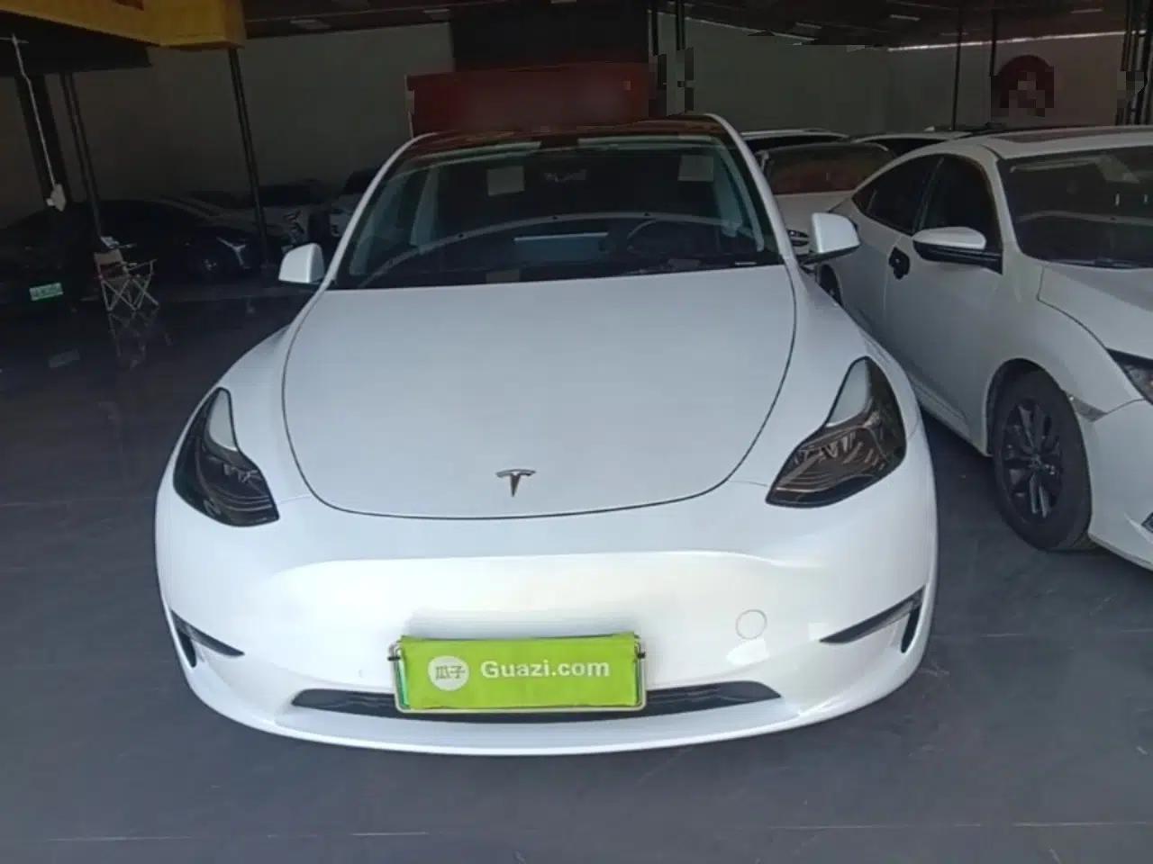 Tesla Model Y 2021 Standard Range Rear-Wheel Drive Version — миниатюра 2