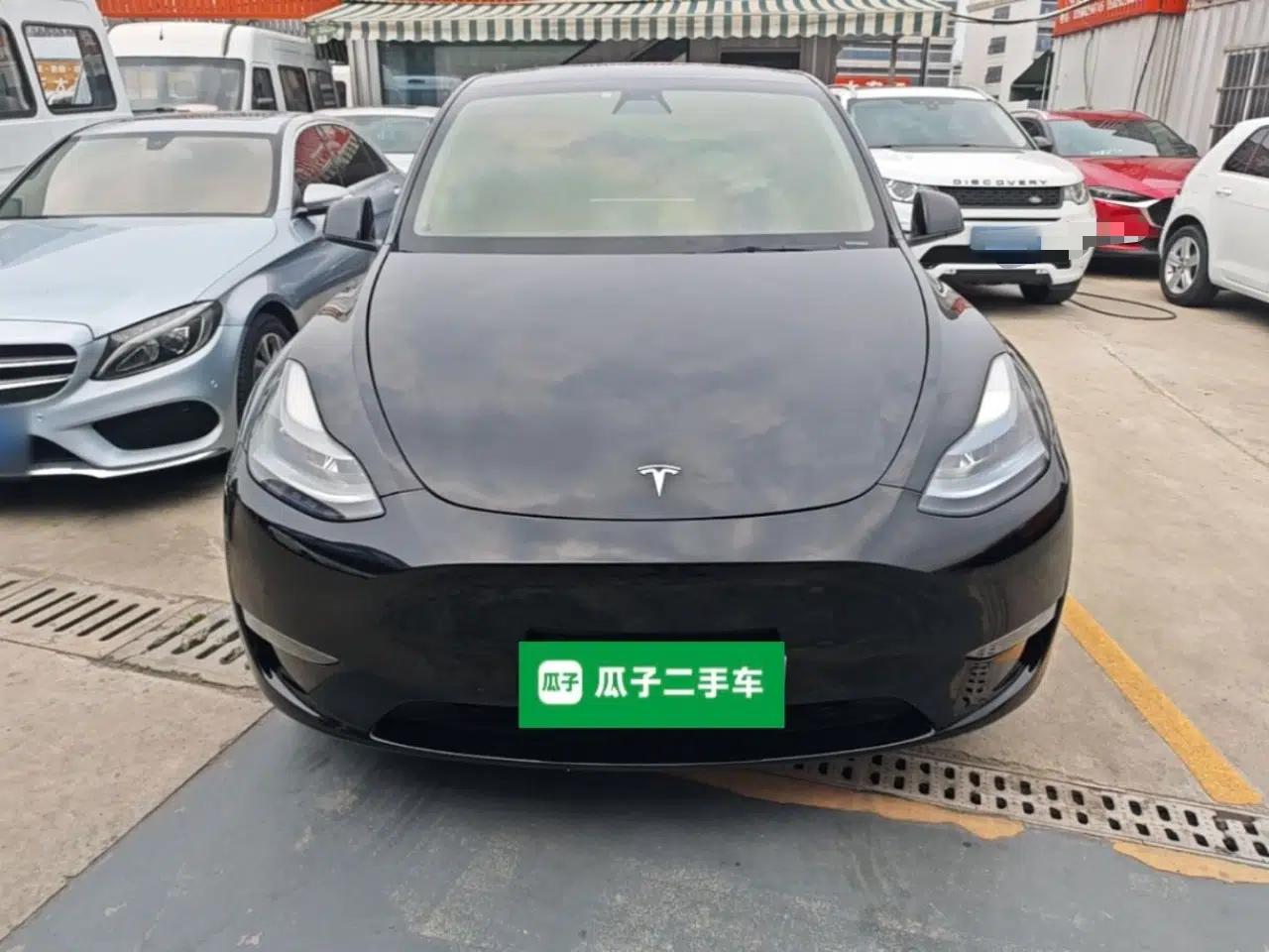 Tesla Model Y 2021 Standard Range Rear-Wheel Drive Version — миниатюра 2