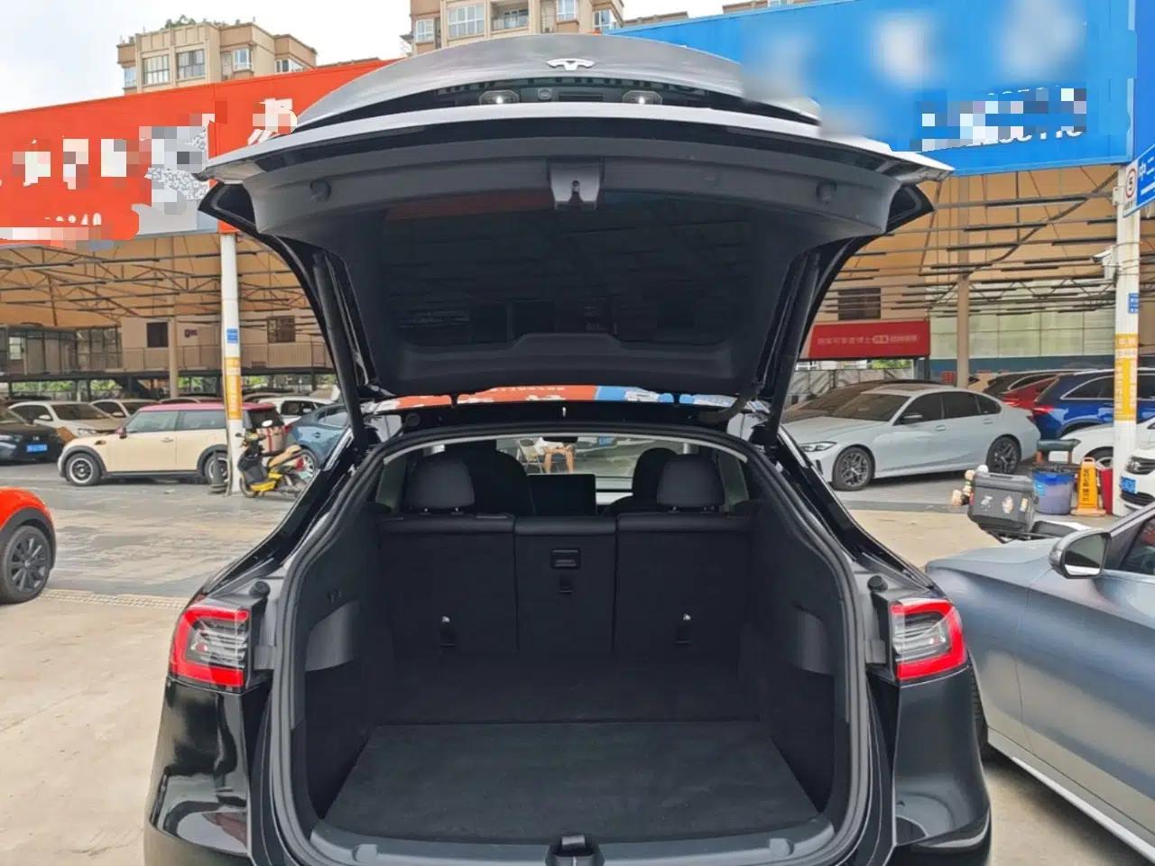 Tesla Model Y 2021 Standard Range Rear-Wheel Drive Version — миниатюра 22