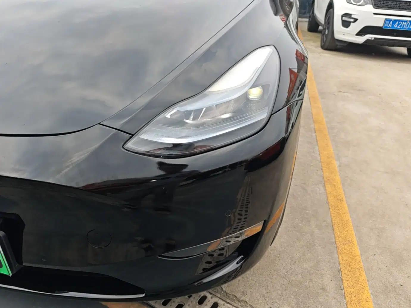 Tesla Model Y 2021 Standard Range Rear-Wheel Drive Version — миниатюра 8