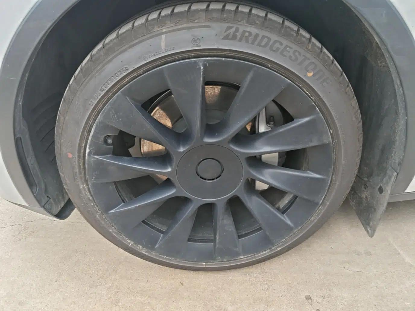 Tesla Model Y 2022 Rear-Wheel-Drive Version — миниатюра 15