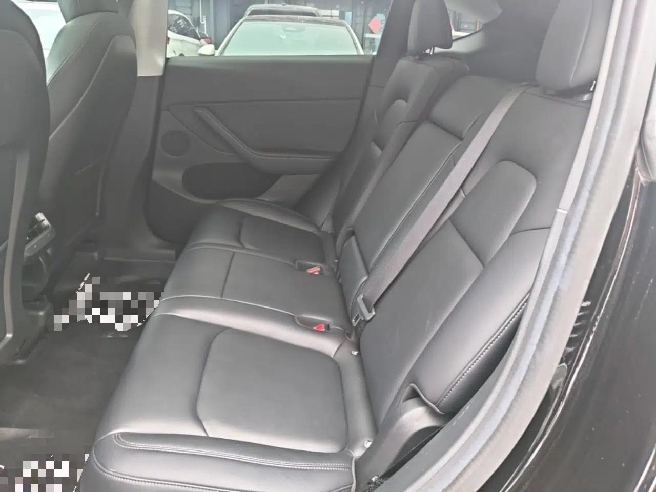 Tesla Model Y 2022 Rear-Wheel-Drive Version — миниатюра 25