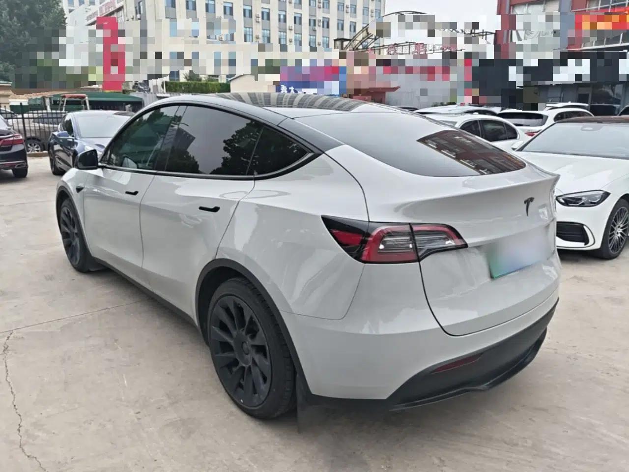 Tesla Model Y 2022 Rear-Wheel-Drive Version — миниатюра 4
