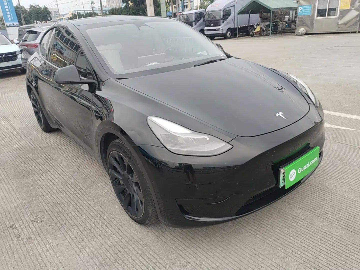 Tesla Model Y 2022 Revised Version Rear-Wheel Drive — миниатюра 3