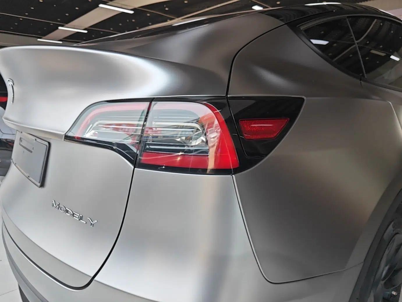Tesla Model Y 2021 Standard Range Rear-Wheel Drive Version — миниатюра 9
