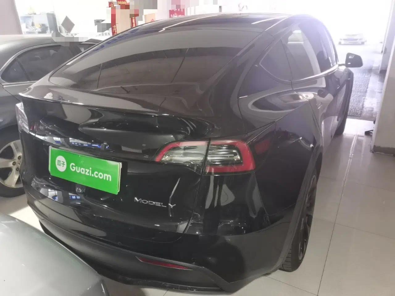 Tesla Model Y 2022 Rear-Wheel-Drive Version — миниатюра 5