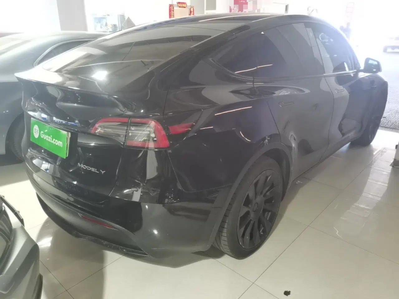 Tesla Model Y 2022 Rear-Wheel-Drive Version — миниатюра 6