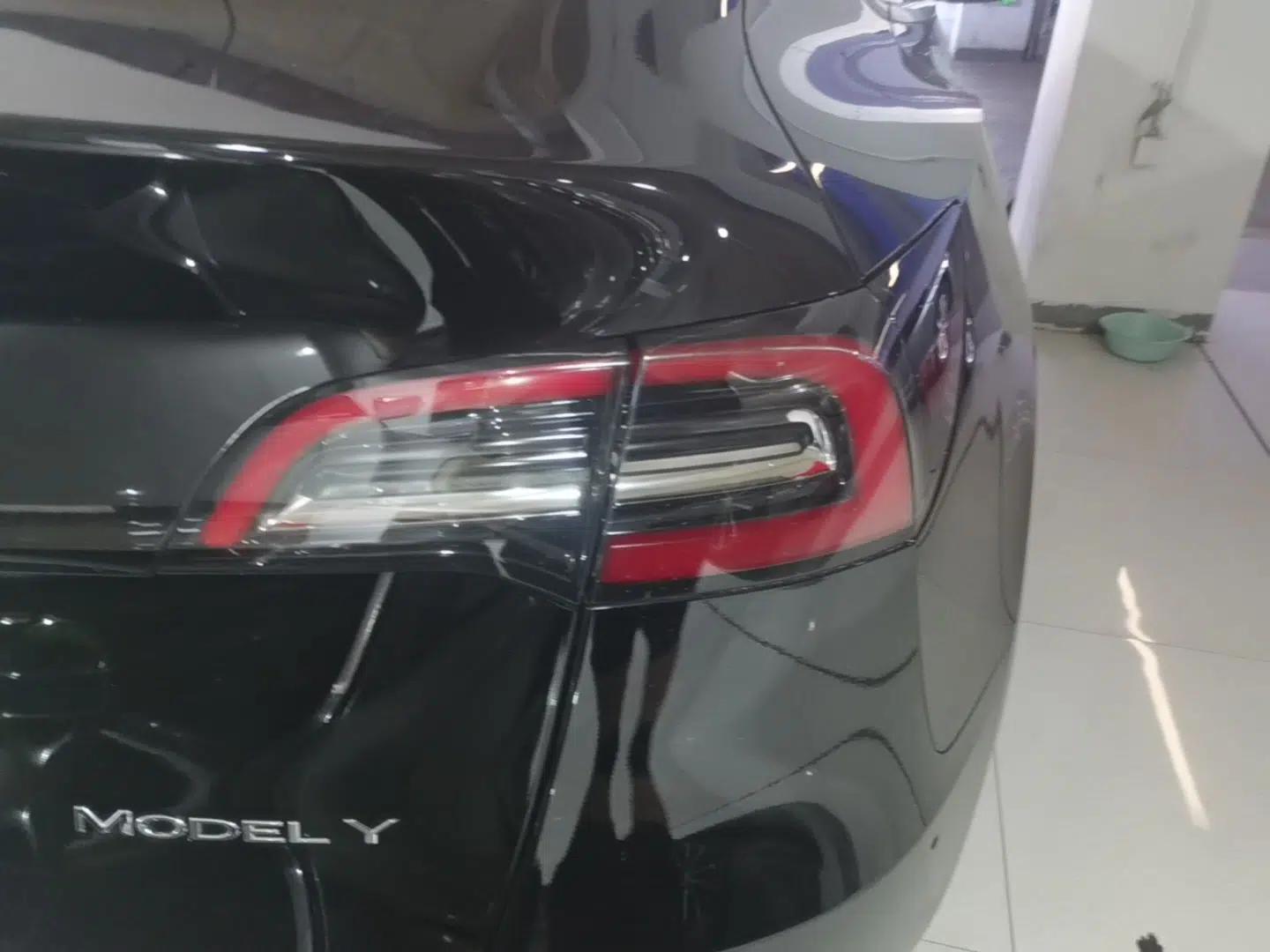 Tesla Model Y 2022 Rear-Wheel-Drive Version — миниатюра 9