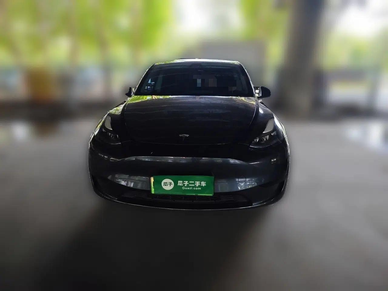 Tesla Model Y 2024 Rear-Wheel-Drive Version — миниатюра 2