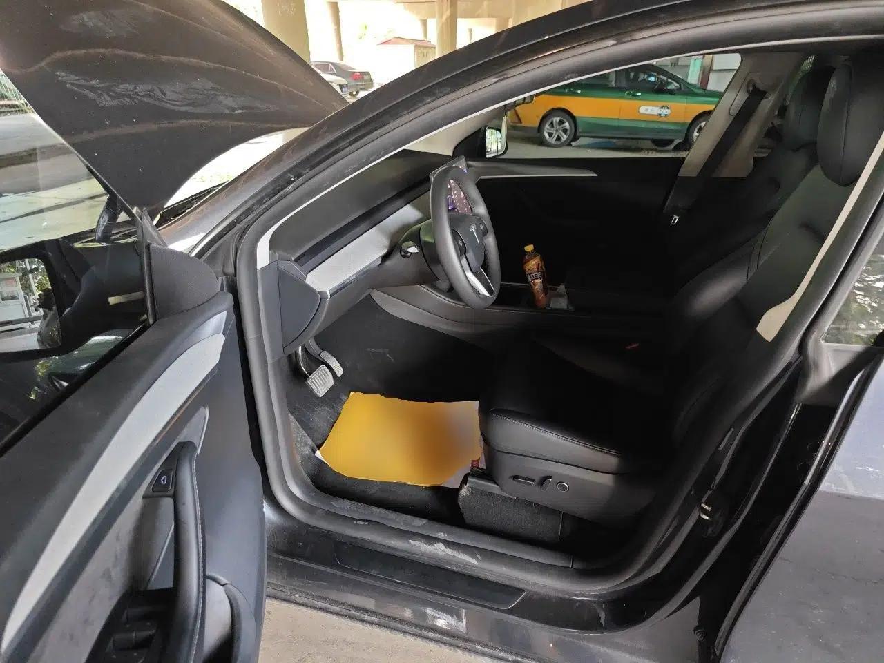 Tesla Model Y 2024 Rear-Wheel-Drive Version — миниатюра 16