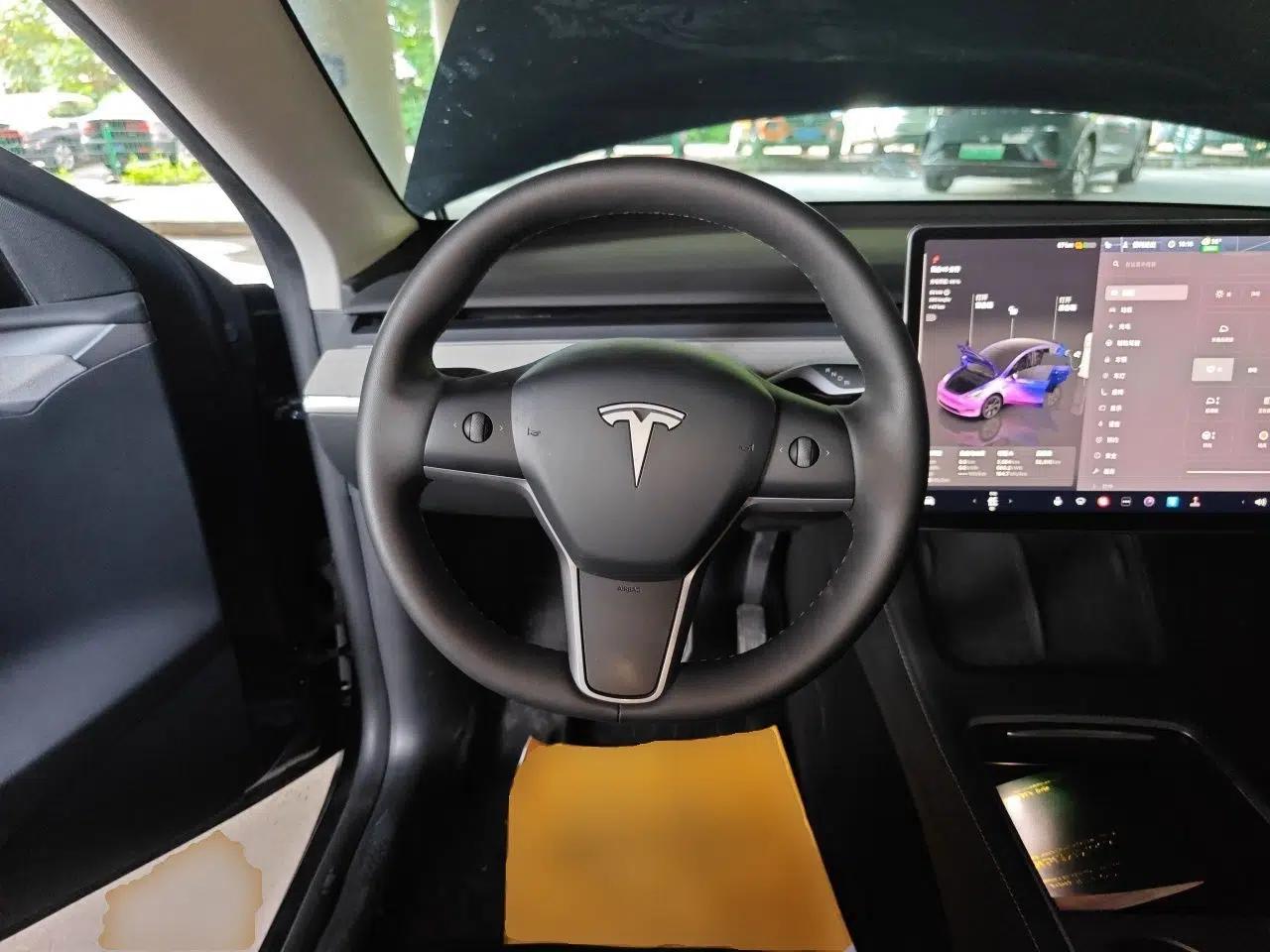 Tesla Model Y 2024 Rear-Wheel-Drive Version — миниатюра 10