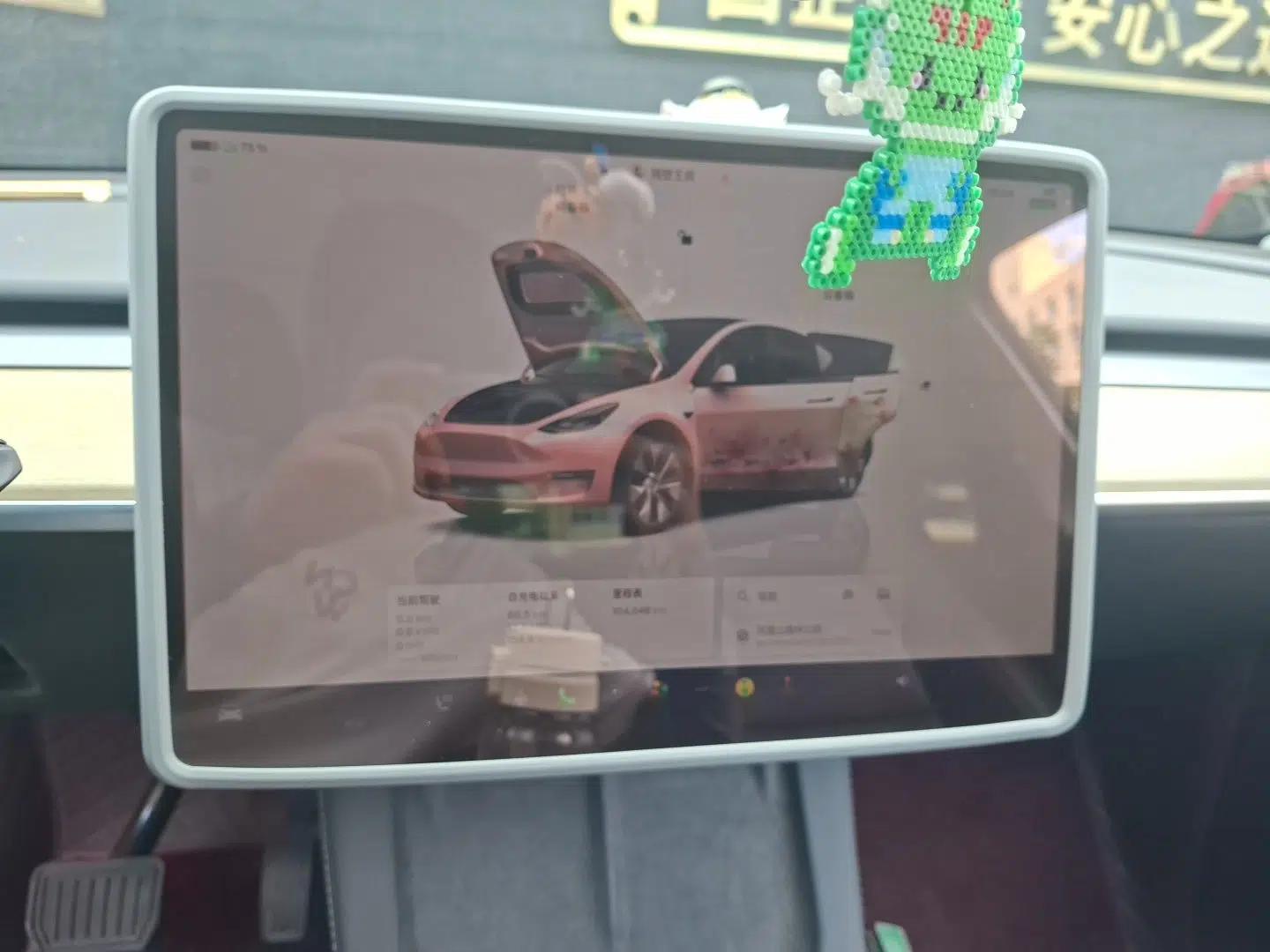 Tesla Model Y 2022 Revised Version Rear-Wheel Drive — миниатюра 11