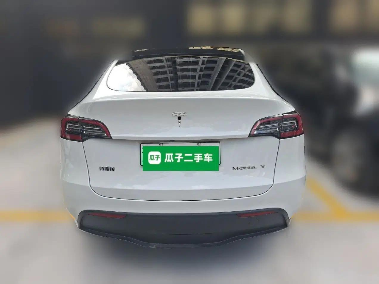 Tesla Model Y 2022 Revised Version Rear-Wheel Drive — миниатюра 5