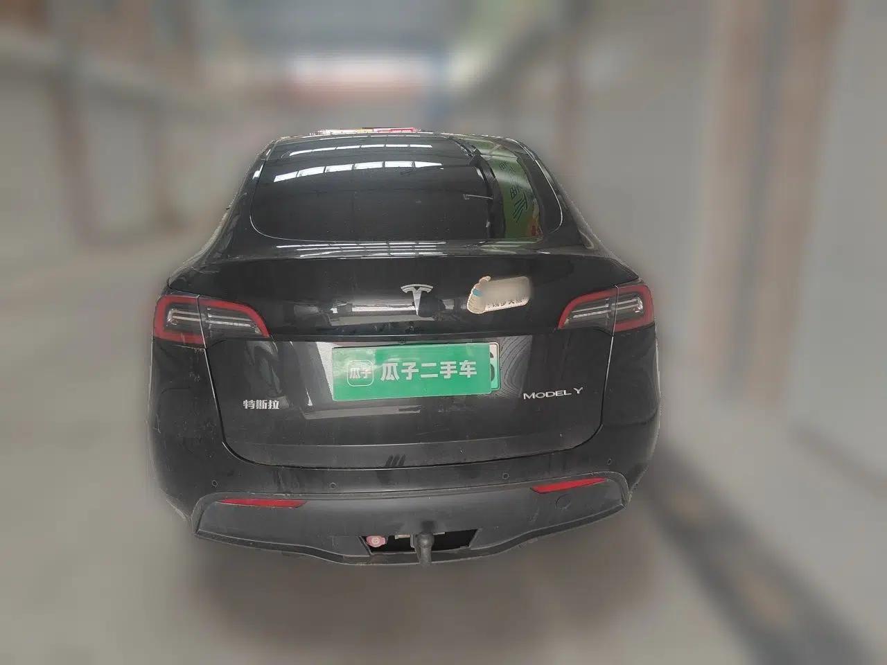 Tesla Model Y 2022 Rear-Wheel-Drive Version — миниатюра 5