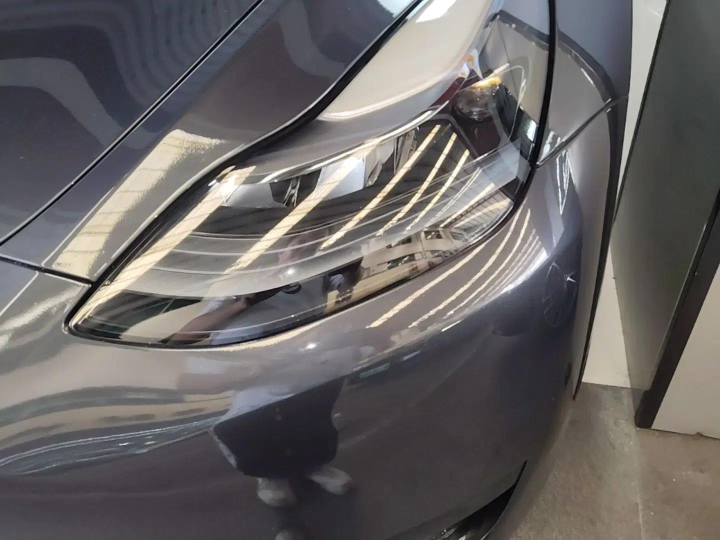 Tesla Model Y 2024 Rear-Wheel-Drive Version — миниатюра 8