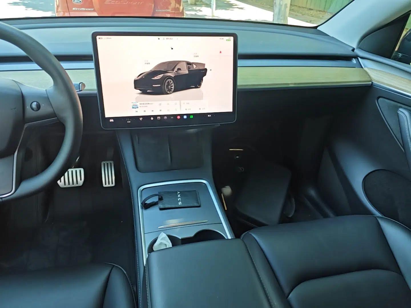 Tesla Model Y 2022 Revised Version Rear-Wheel Drive — миниатюра 15
