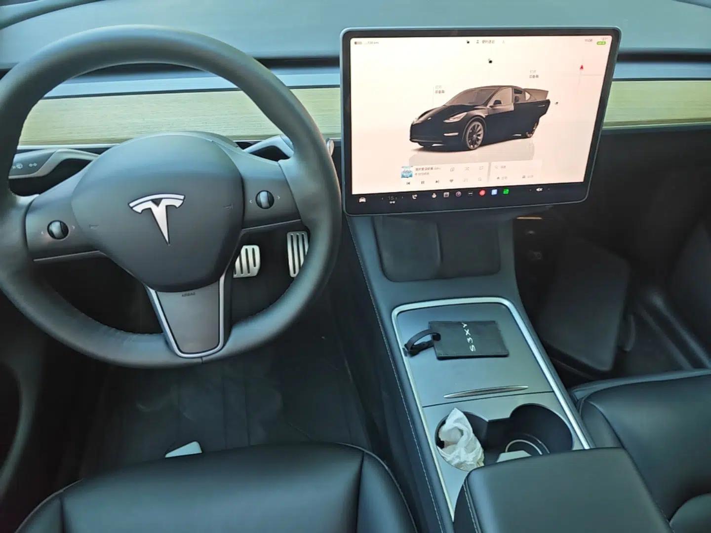 Tesla Model Y 2022 Revised Version Rear-Wheel Drive — миниатюра 16