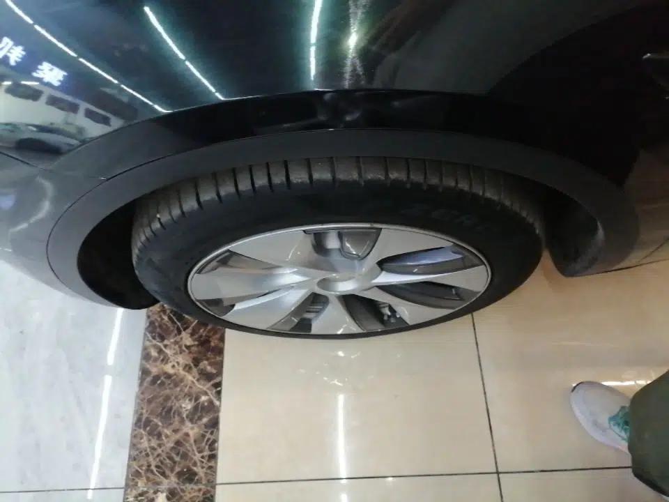 Tesla Model Y 2022 Rear-Wheel-Drive Version — миниатюра 10