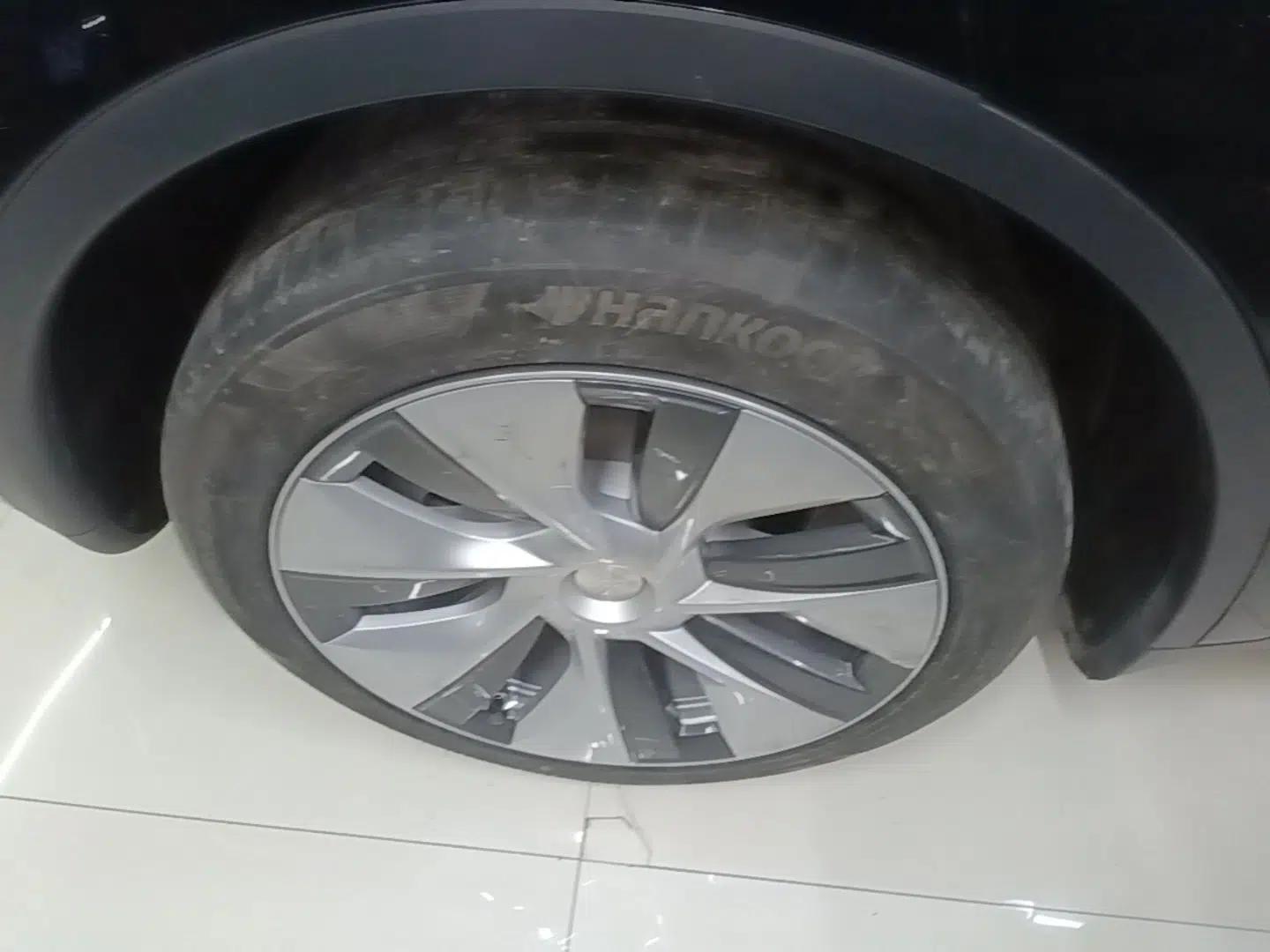Tesla Model Y 2021 Standard Range Rear-Wheel Drive Version — миниатюра 16