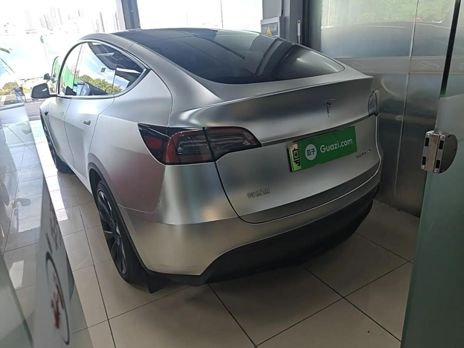 Tesla Model Y 2022 Rear-Wheel-Drive Version — миниатюра 4