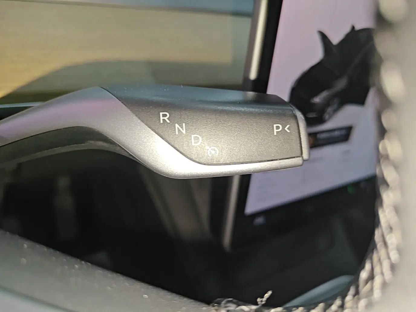 Tesla Model Y 2022 Revised Version Rear-Wheel Drive — миниатюра 16