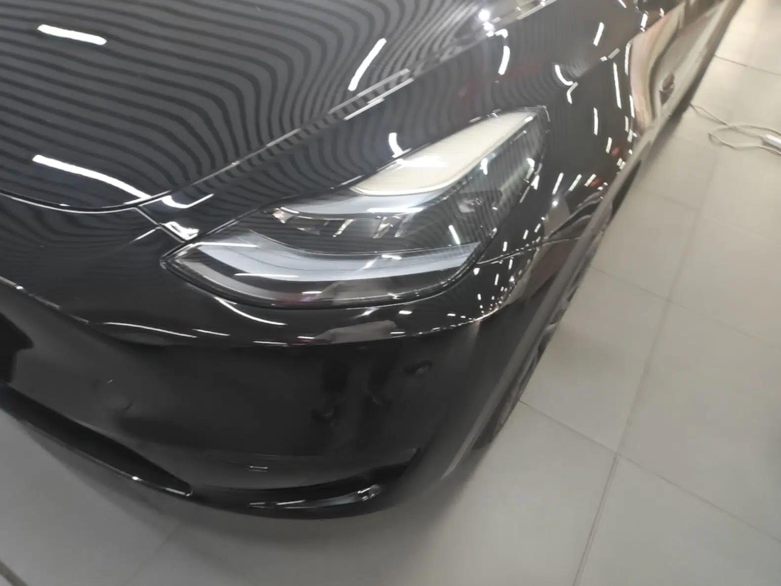 Tesla Model Y 2023 Rear-Wheel-Drive Version — миниатюра 8