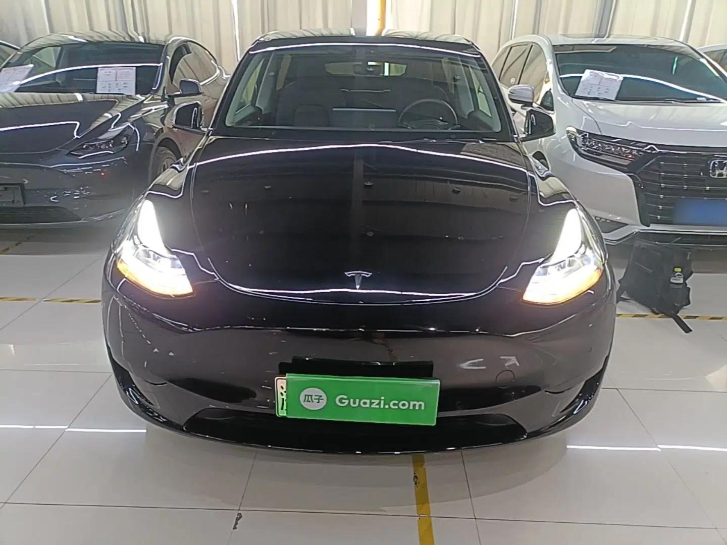 Tesla Model Y 2022 Revised Version Rear-Wheel Drive — миниатюра 2