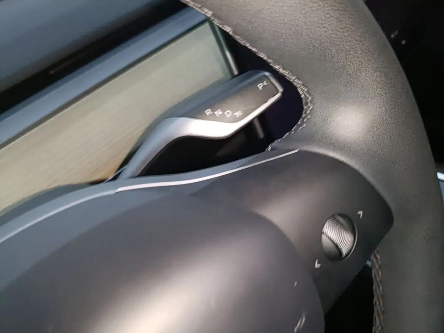 Tesla Model Y 2022 Revised Version Rear-Wheel Drive — миниатюра 21