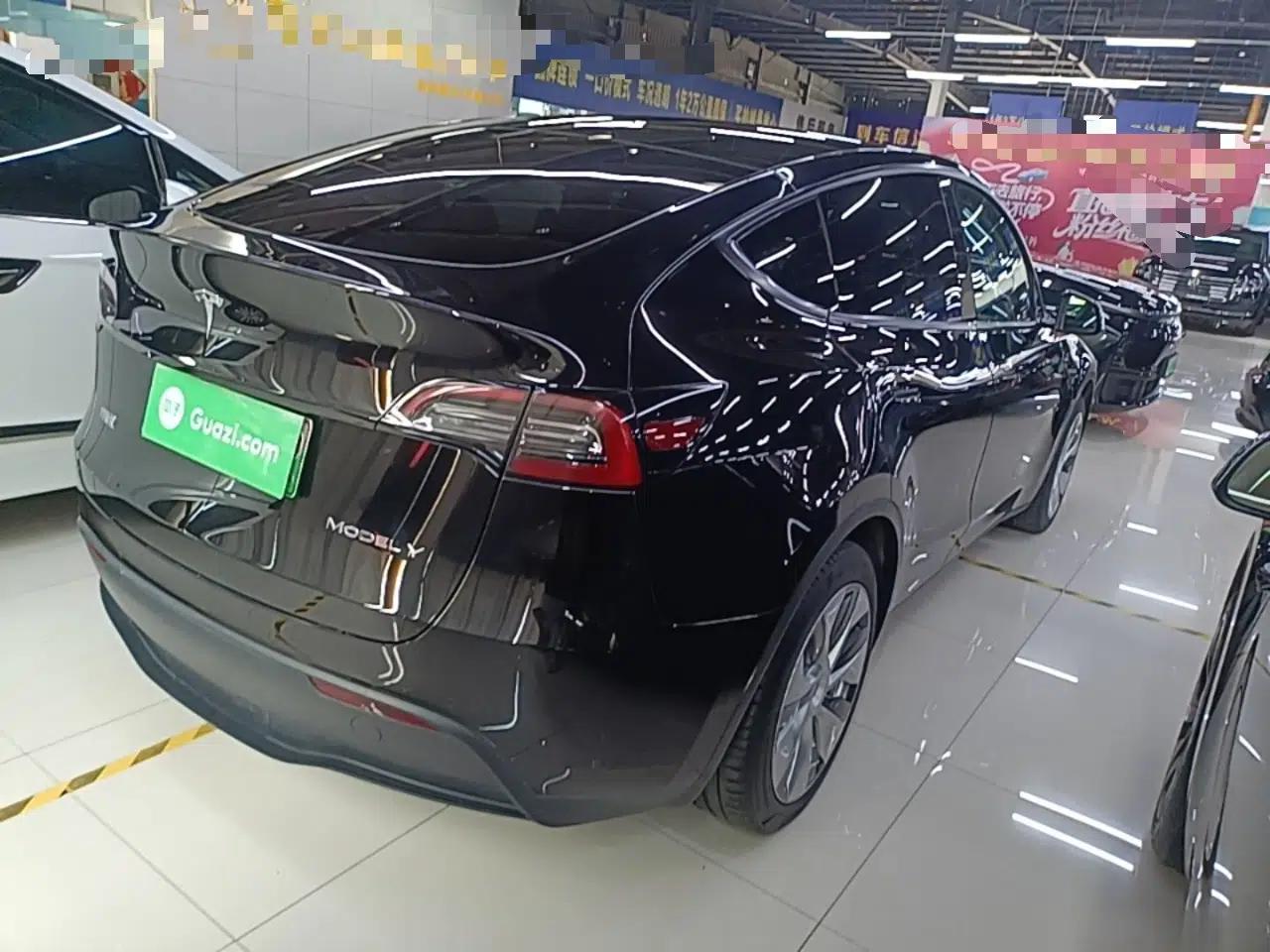 Tesla Model Y 2022 Revised Version Rear-Wheel Drive — миниатюра 6