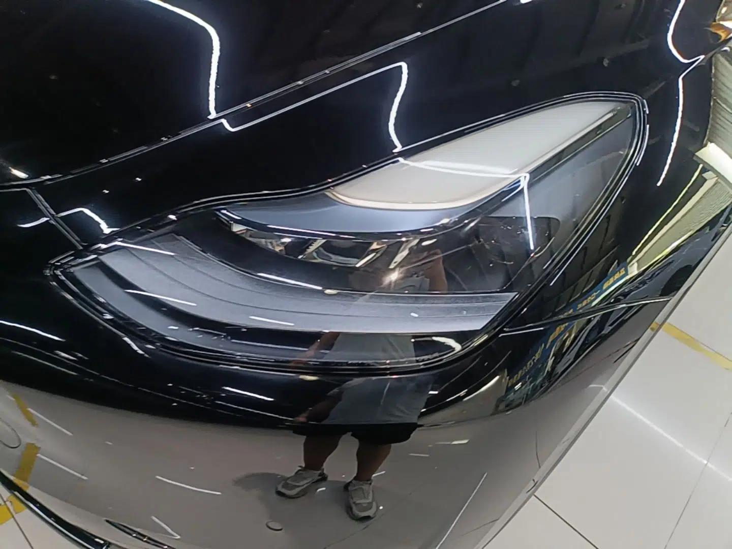 Tesla Model Y 2022 Revised Version Rear-Wheel Drive — миниатюра 8
