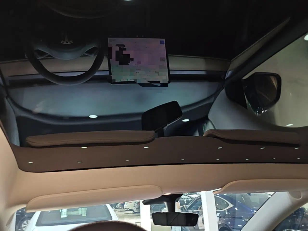 Tesla Model Y 2021 Long-Range All-Wheel-Drive Version 3D7 — миниатюра 21