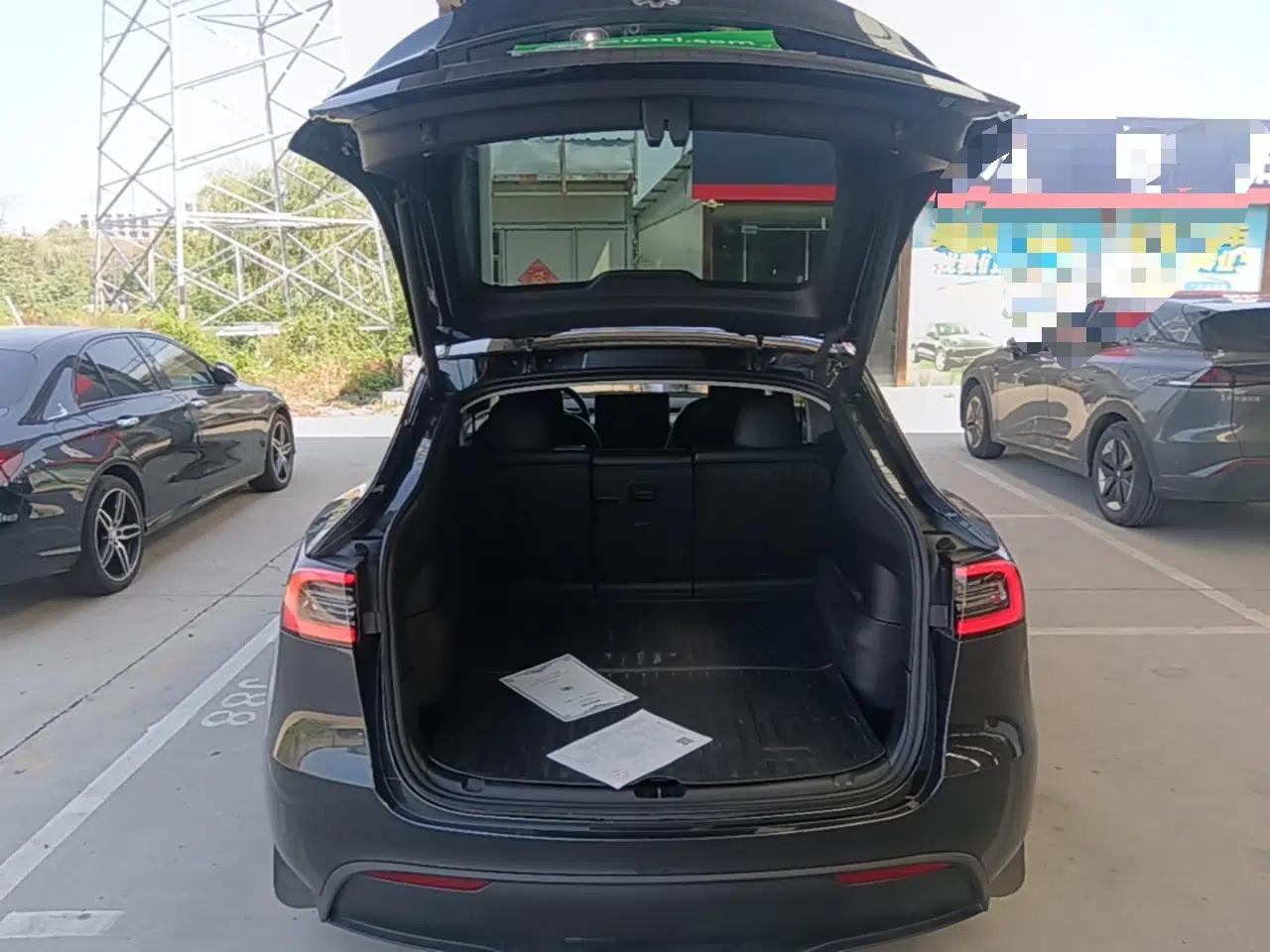 Tesla Model Y 2024 Rear-Wheel-Drive Version — миниатюра 22