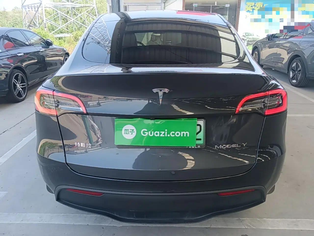 Tesla Model Y 2024 Rear-Wheel-Drive Version — миниатюра 5