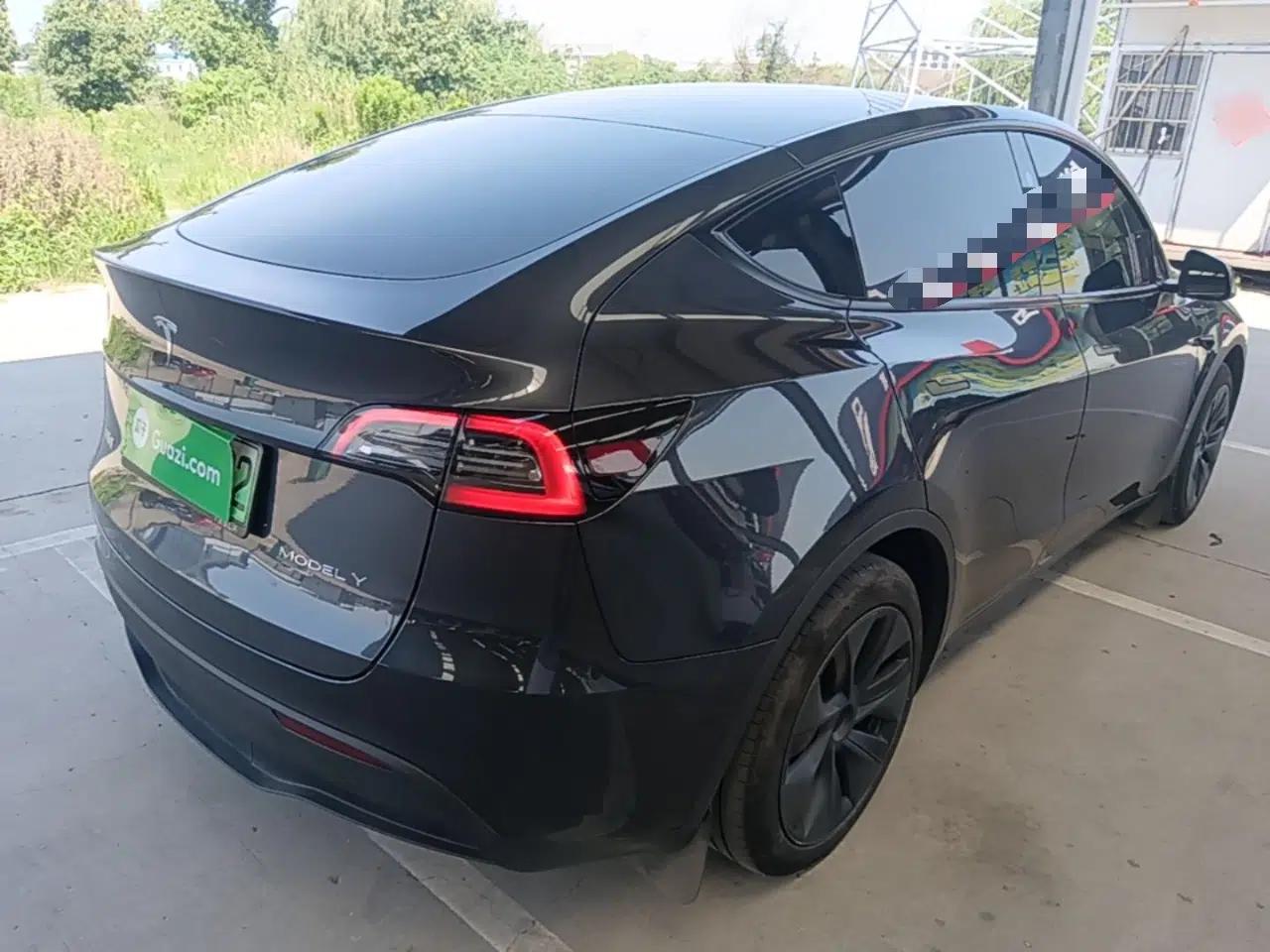 Tesla Model Y 2024 Rear-Wheel-Drive Version — миниатюра 6
