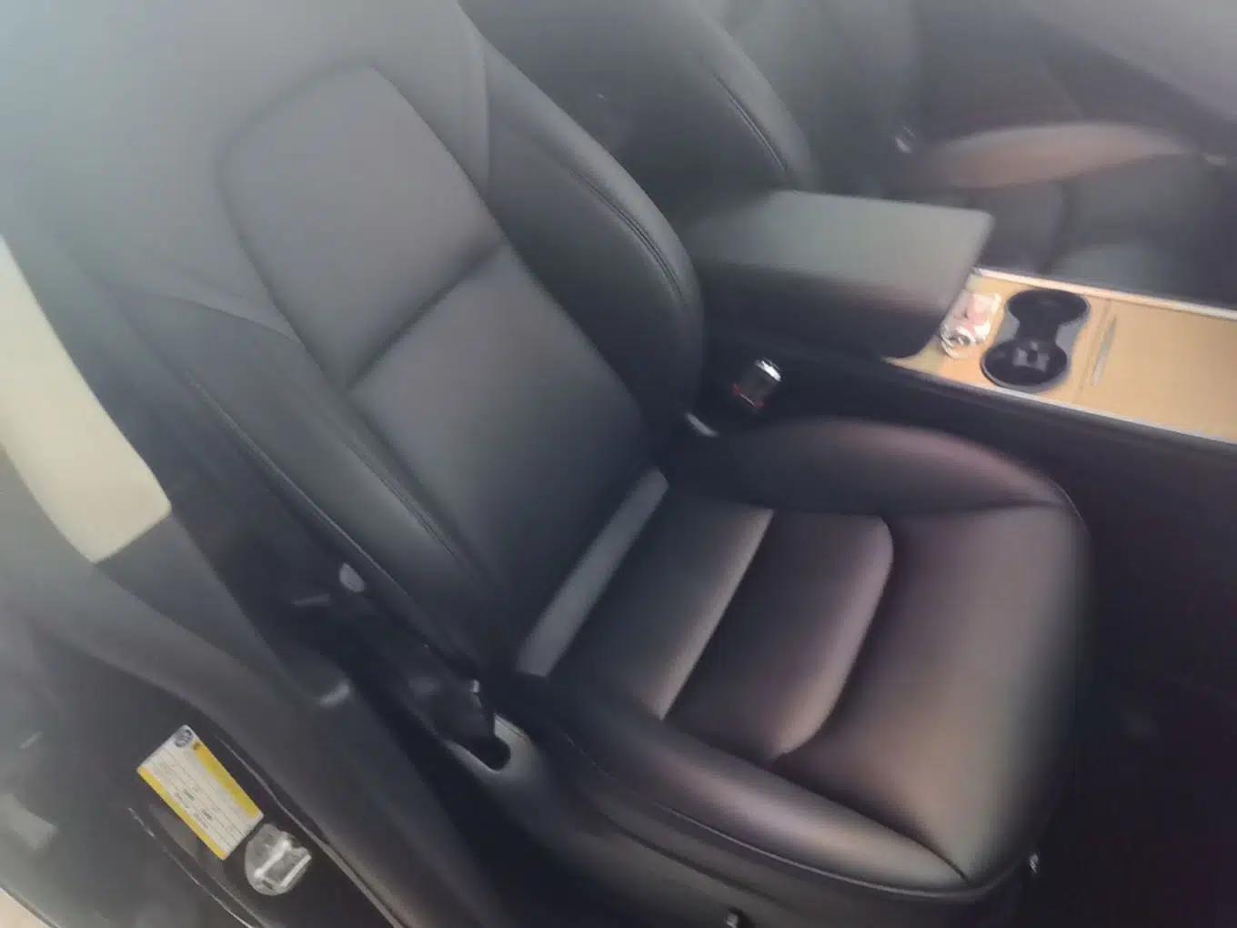 Tesla Model Y 2023 Long-Range All-Wheel-Drive Version — миниатюра 19
