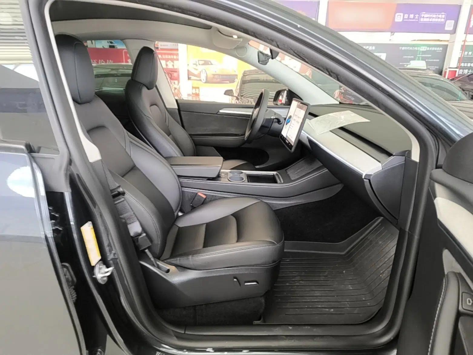 Tesla Model Y 2024 Rear-Wheel-Drive Version — миниатюра 19