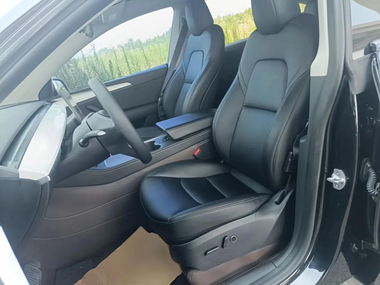 Tesla Model Y 2022 Revised Version Rear-Wheel Drive — миниатюра 17