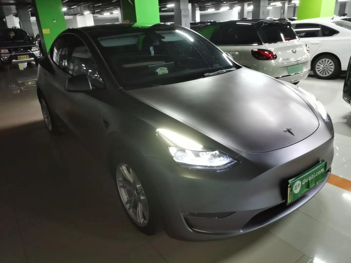 Tesla Model Y 2022 Revised Version Long-Range All-Wheel Drive — миниатюра 3