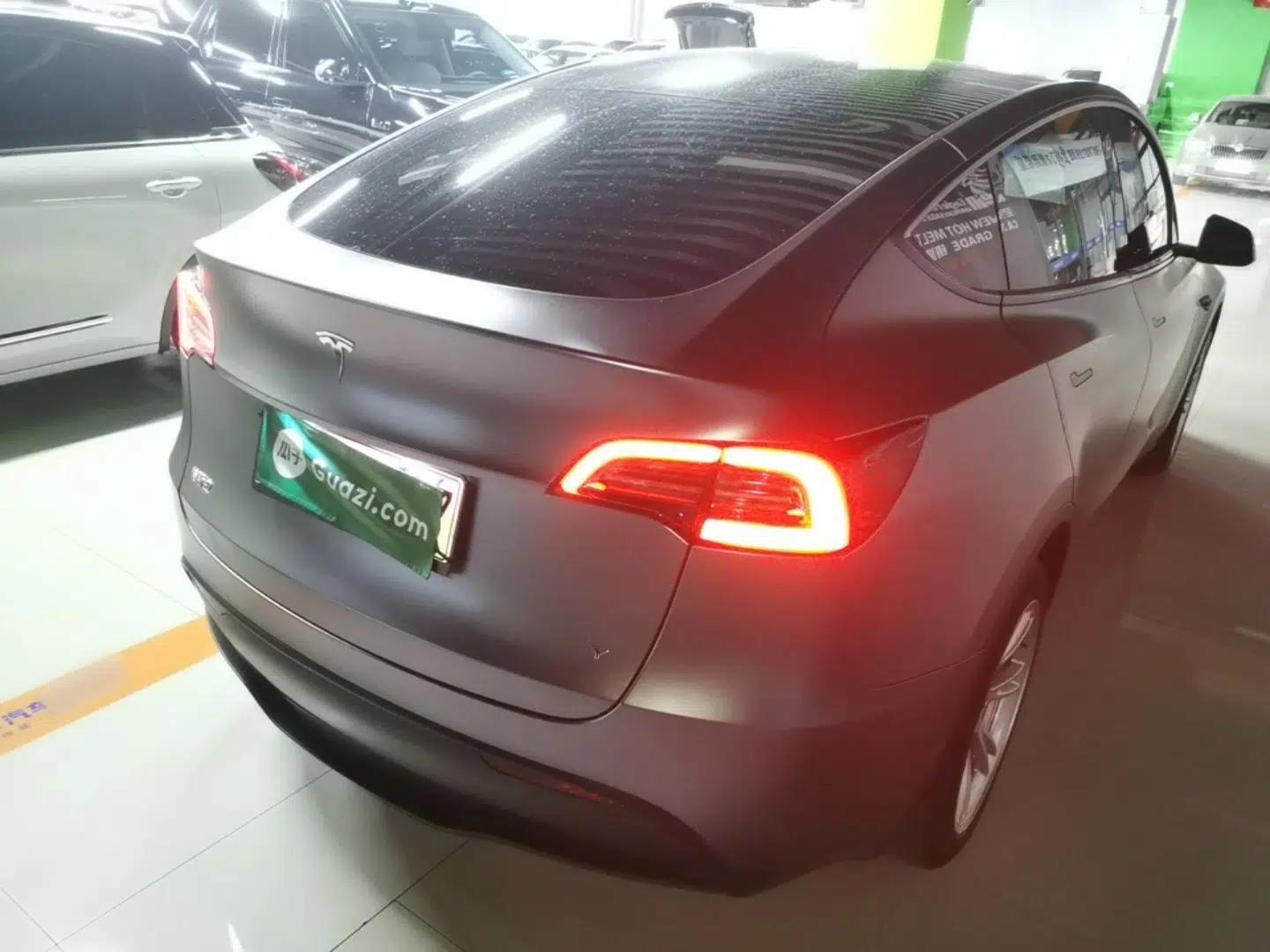 Tesla Model Y 2022 Revised Version Long-Range All-Wheel Drive — миниатюра 6